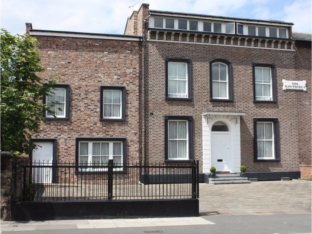 Breeze Guest House Bootle  Exterior photo